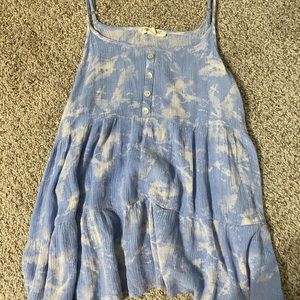 Tie-dye shirt with ties on the side, size Medium